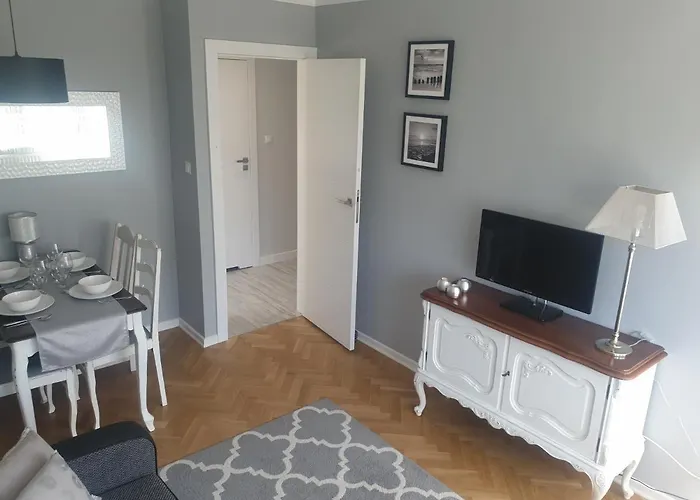 Rosa Iii -3 Pokoje- * Gdynia